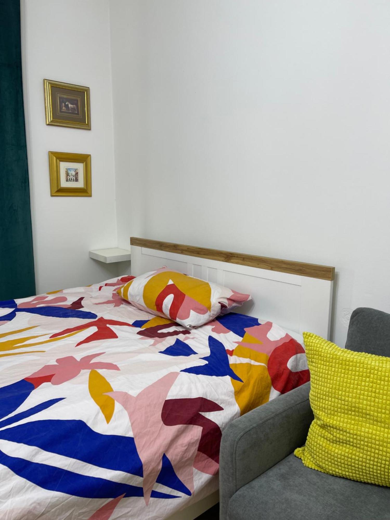 Centar 5 Apartman *